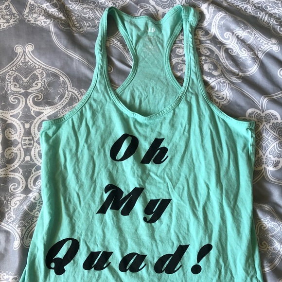 “Oh my Quad” workout Tank - Picture 1 of 2